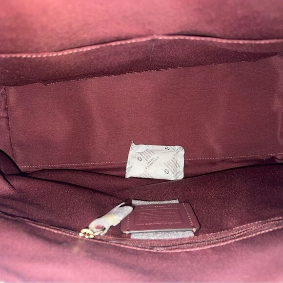 🔥🎁NWT! Coach Gallery Tote Handbag Khaki/Electric Red Msrp:$378.00 - Picture 8 of 12